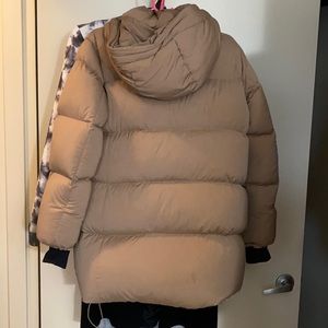 Aritzia puffer coat beige xs